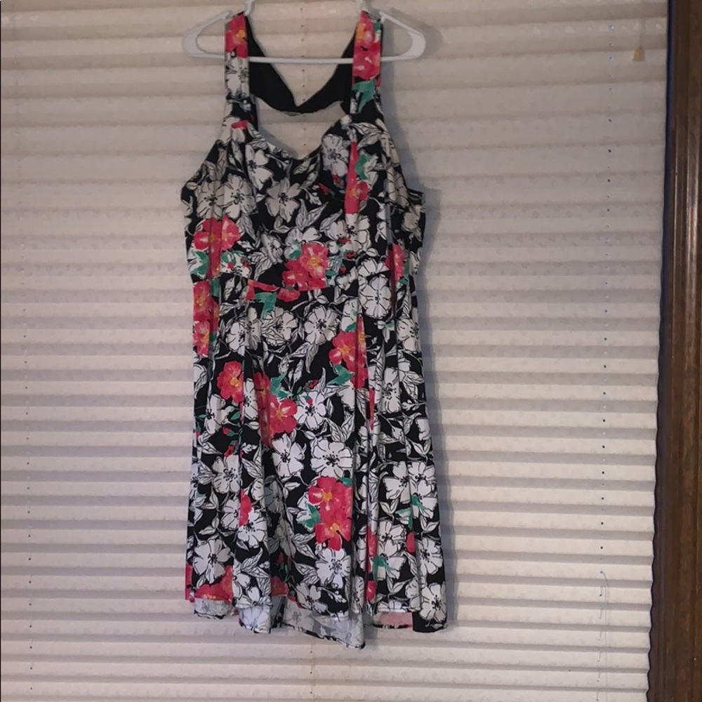 Torrid Floral Keyhole Dress